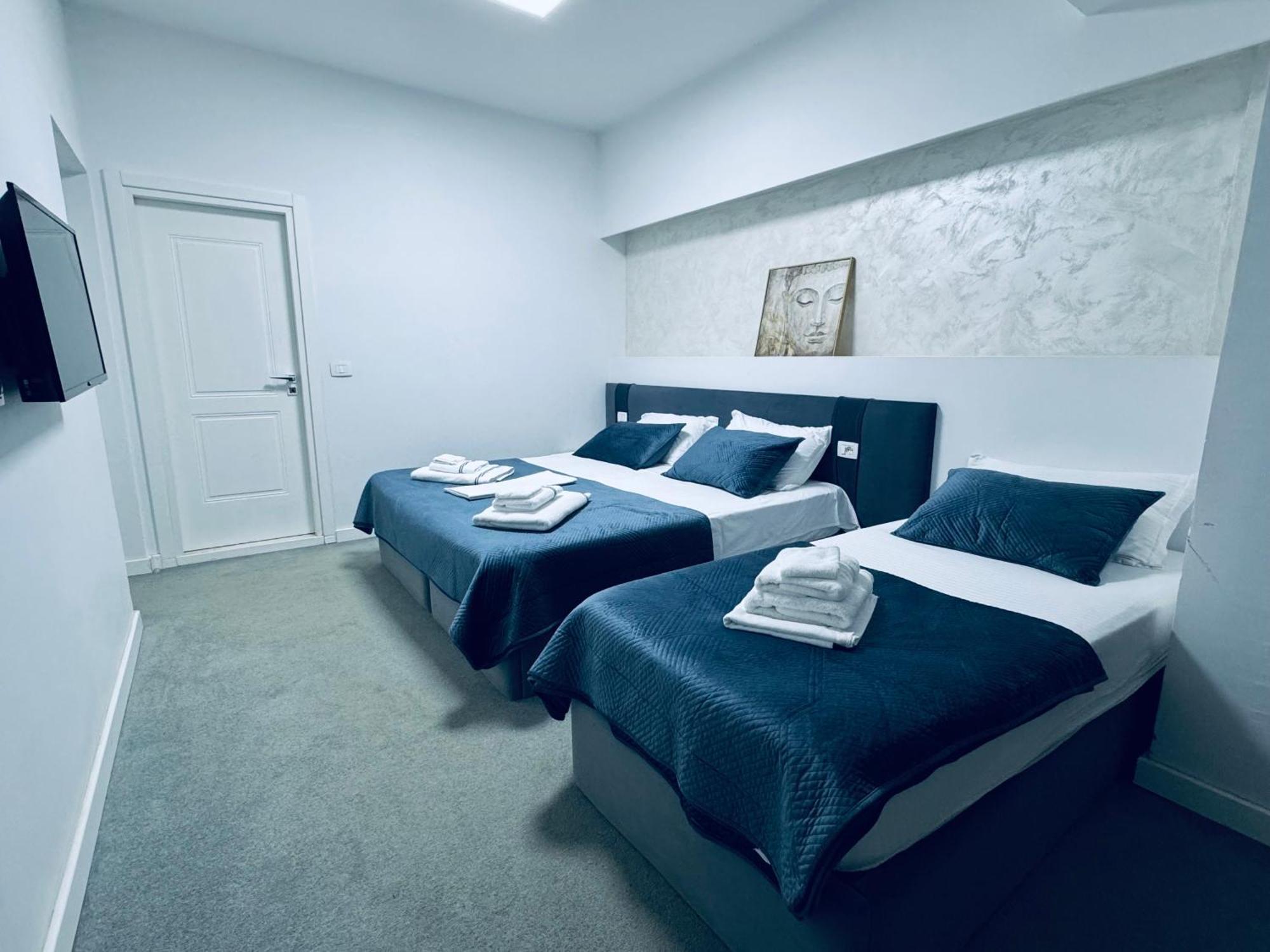 Apartment Center *